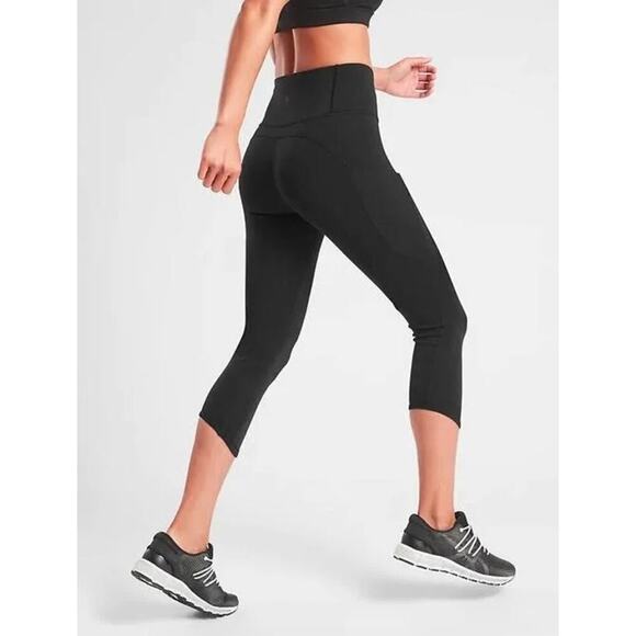 Athleta All In Capri Black Running Workout Pocket Scupltek Womens Size Small - Picture 2 of 11
